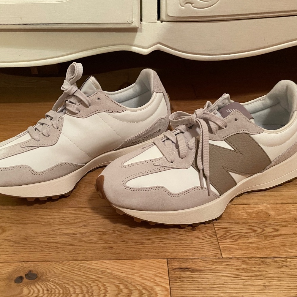 New Balance 327 moonlight driftwood (white & grey)